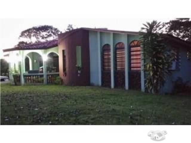 CASA EN CEMENTO EXCELENTE PROPIEDAD — foto 1