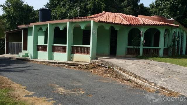 CASA EN CEMENTO EXCELENTE PROPIEDAD — foto 2