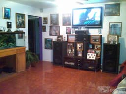 Casa de tres plantas